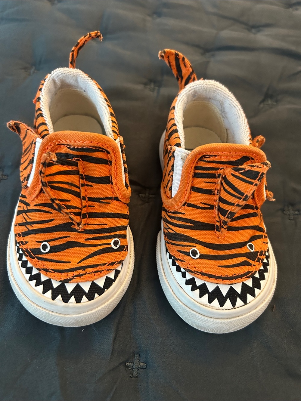 Vans Toddler Slip-On V 'Tiger Shark'